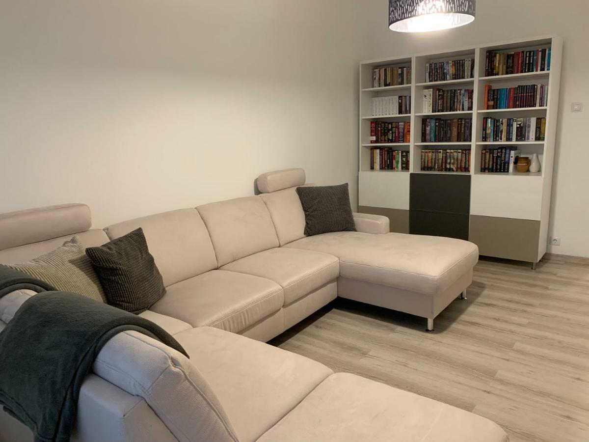 Appartement Origo à Győr Extérieur photo