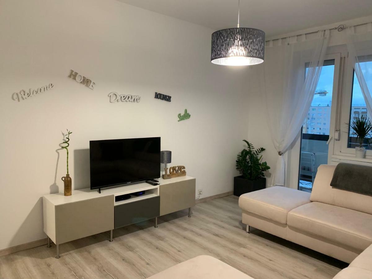 Appartement Origo à Győr Extérieur photo